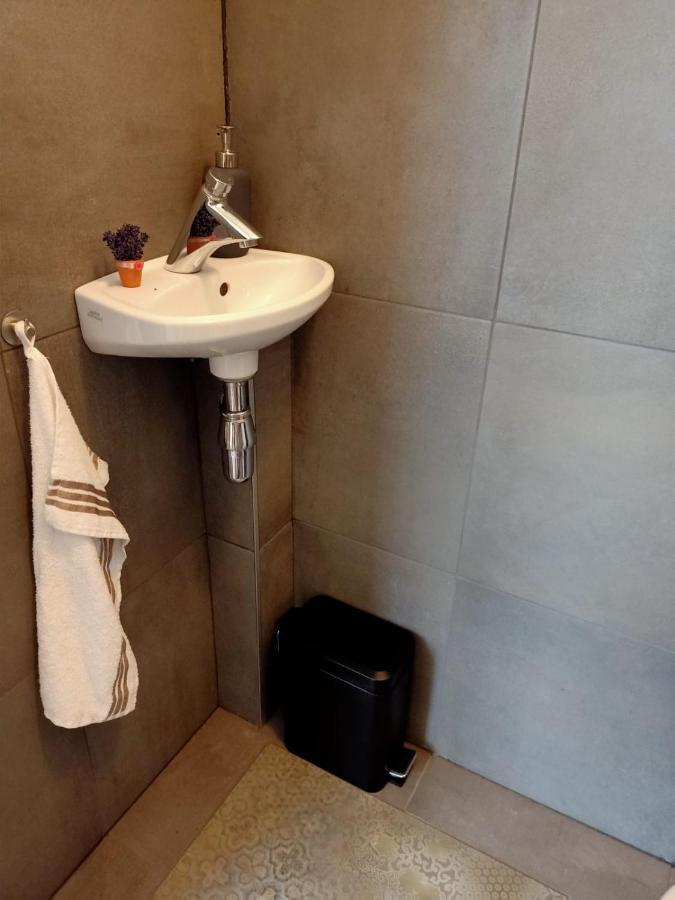 Bij De Vlaamse Schuur Apartment Wagenberg Екстериор снимка