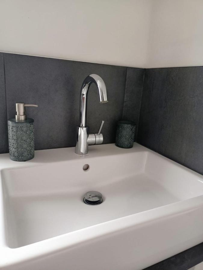 Bij De Vlaamse Schuur Apartment Wagenberg Екстериор снимка